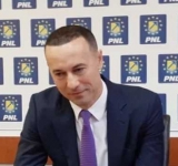 Interese grele în jurul menținerii lui Iulian Dumitrescu în fotoliul de președinte al Consiliului Județean Prahova