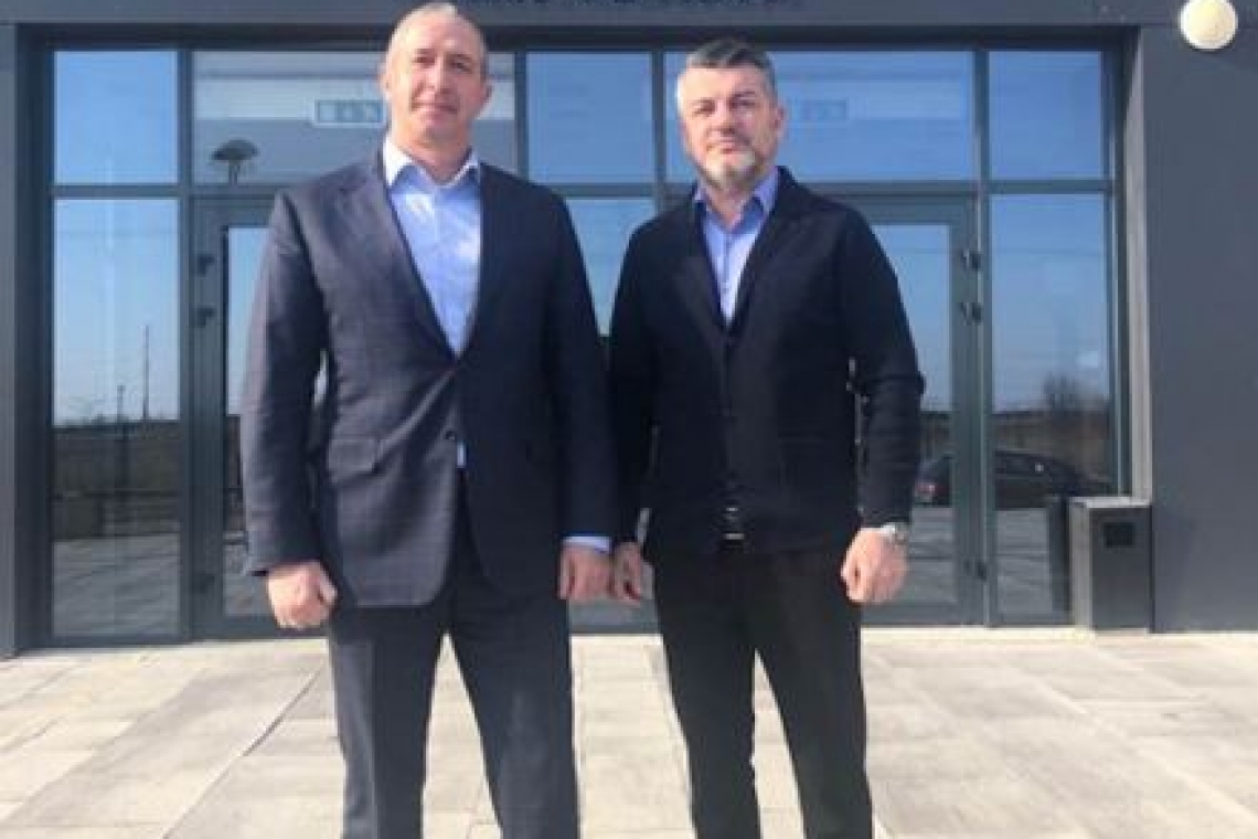 Petrotel Lukoil va amenaja un loc de joaca pentru copii in incinta Hipodromului Ploiesti