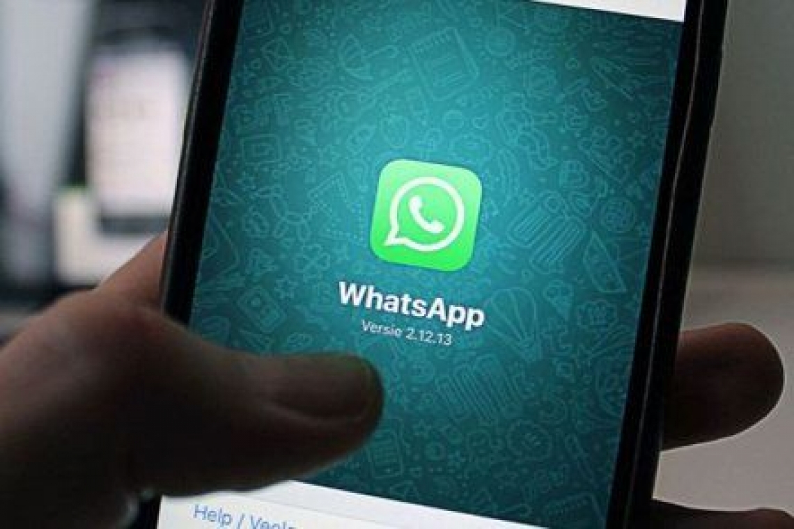 Cum distribuiau slujbasii Lucica si Mircica pe whatsapp informatii clasificate?