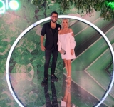 Război total între Cezar Ouatu și designerul Adrian Oianu! Vezi de la ce s-au ”luat”!