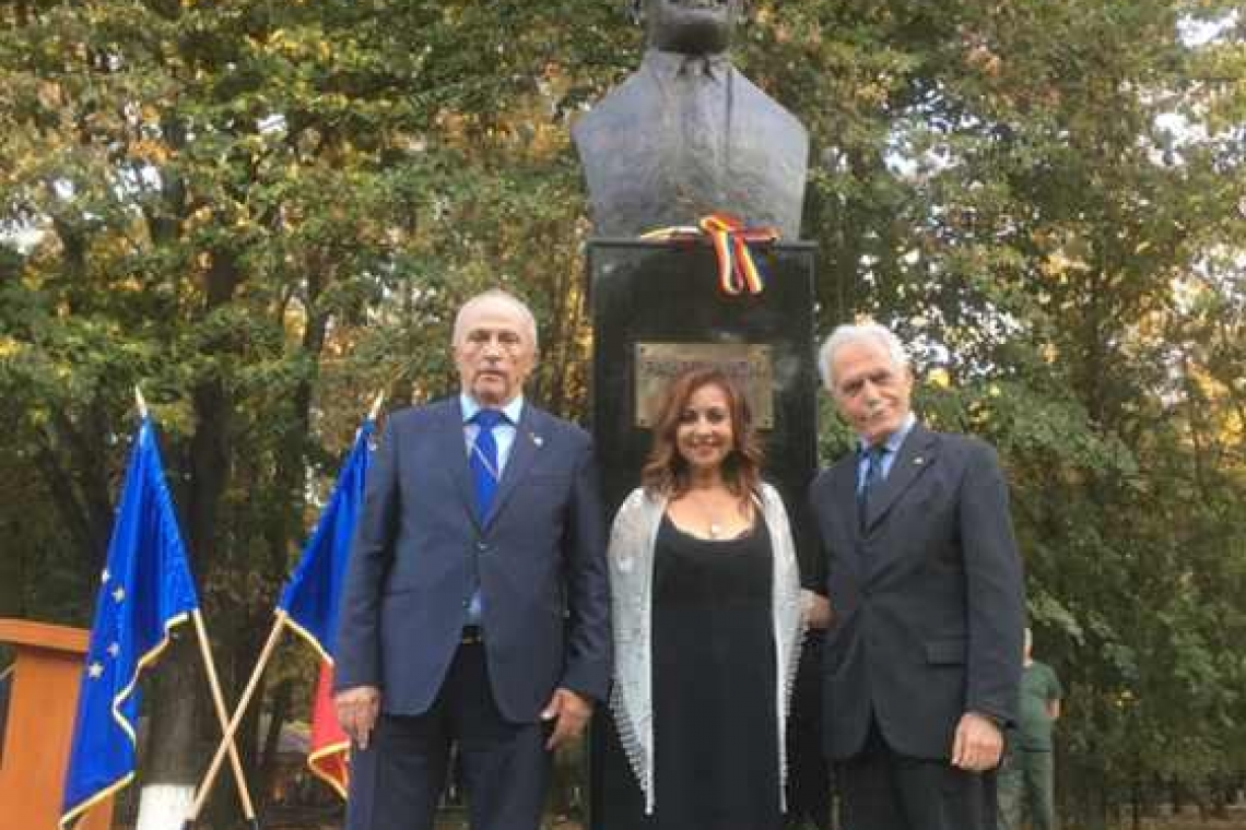 Bustul lui Pantelimon Halippa a fost dezvelit în Parcul ”Constantin Stere”
