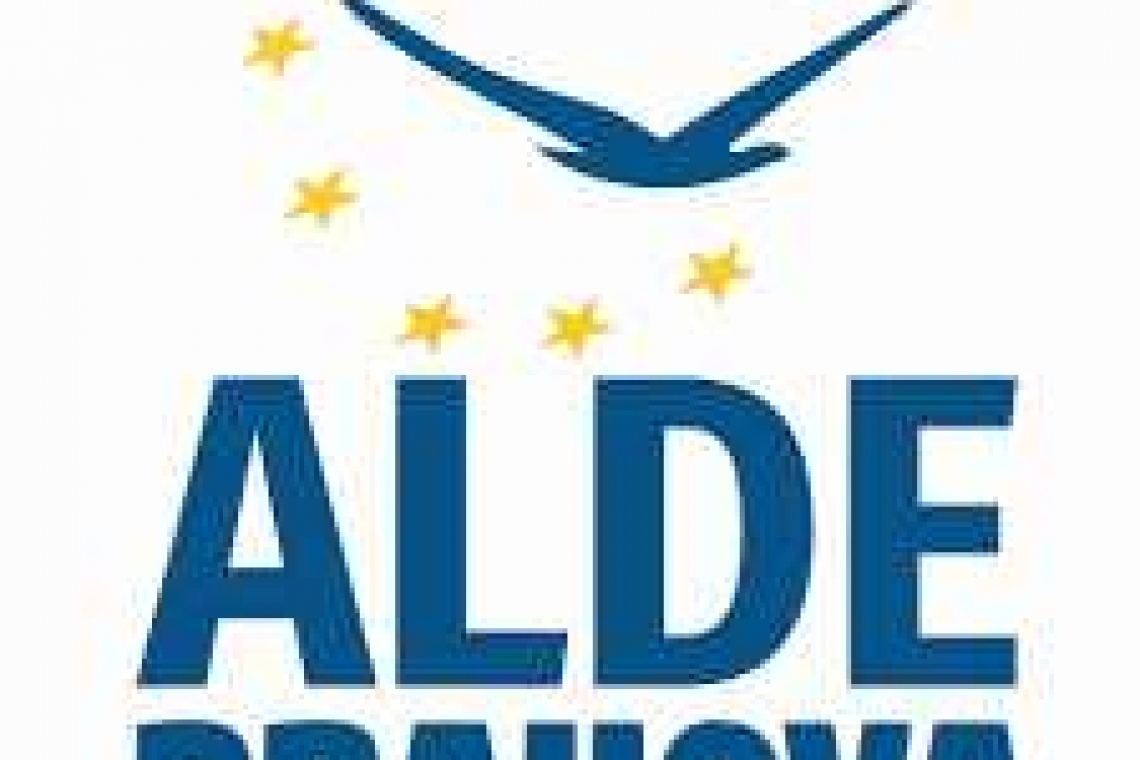 ALDE Prahova acuză liberalii și useriștii că au votat împotriva prahovenilor care au credite la bănci