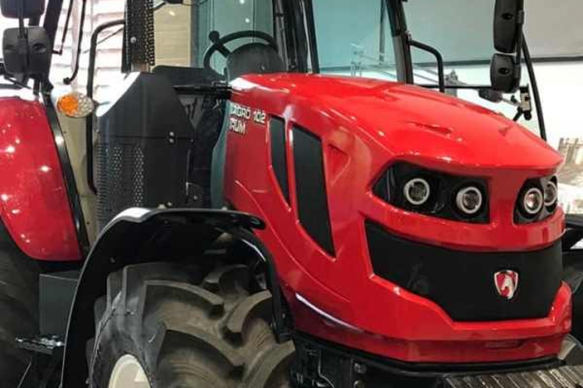 Uite cum arată noul tractor românesc conceput la Reghin!