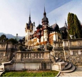 Fântâna centrală de la Castelul Peleș redevine funcțională, în urma lucrărilor de reabilitare efectuate de Veolia România
