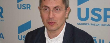 Cam așa arată Dan (Error) Barna, candidatul USR și PLUS pentru Cotroceni!