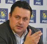 Vom avea ”Primari la Cuțite” pe malurile Dâmbului?