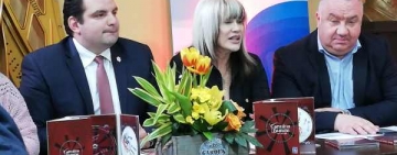 Filarmonica ”Paul Constantinescu” aduce din nou pe scenă superproducția ”Carmina Burana”! De data asta însoțită de un DVD marcă proprie