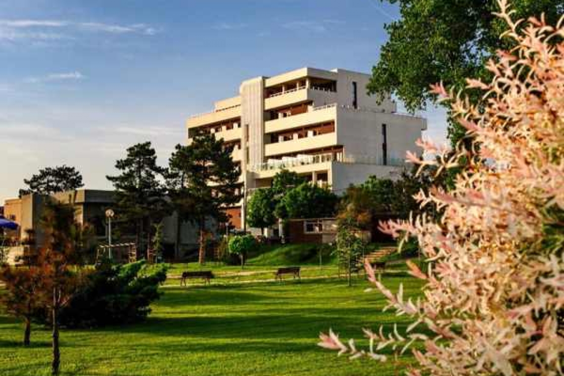 Complexul balnear de la Techirghiol își suspendă temporar activitatea