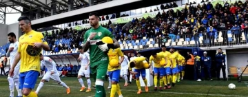 Salarii înjumătățite pentru fotbaliștii de la Petrolul Ploiești