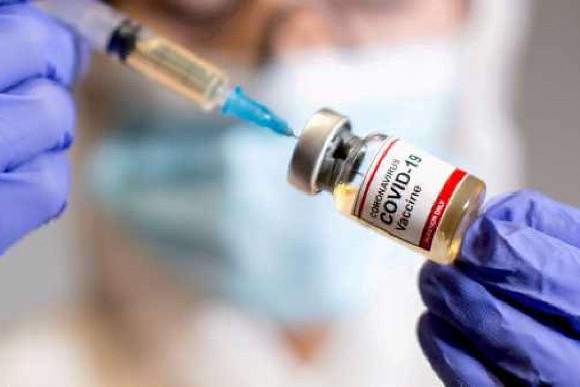 Ploieștenii care se vaccinează împotriva Covid primesc tichete de masă